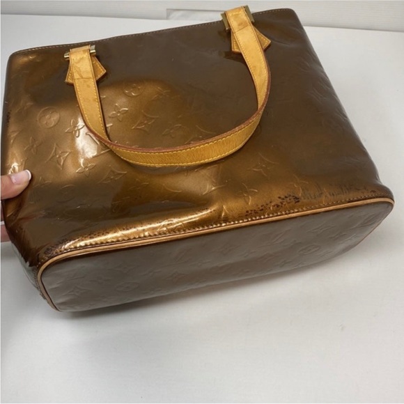 Louis Vuitton Houston Bag - Picture 5 of 17